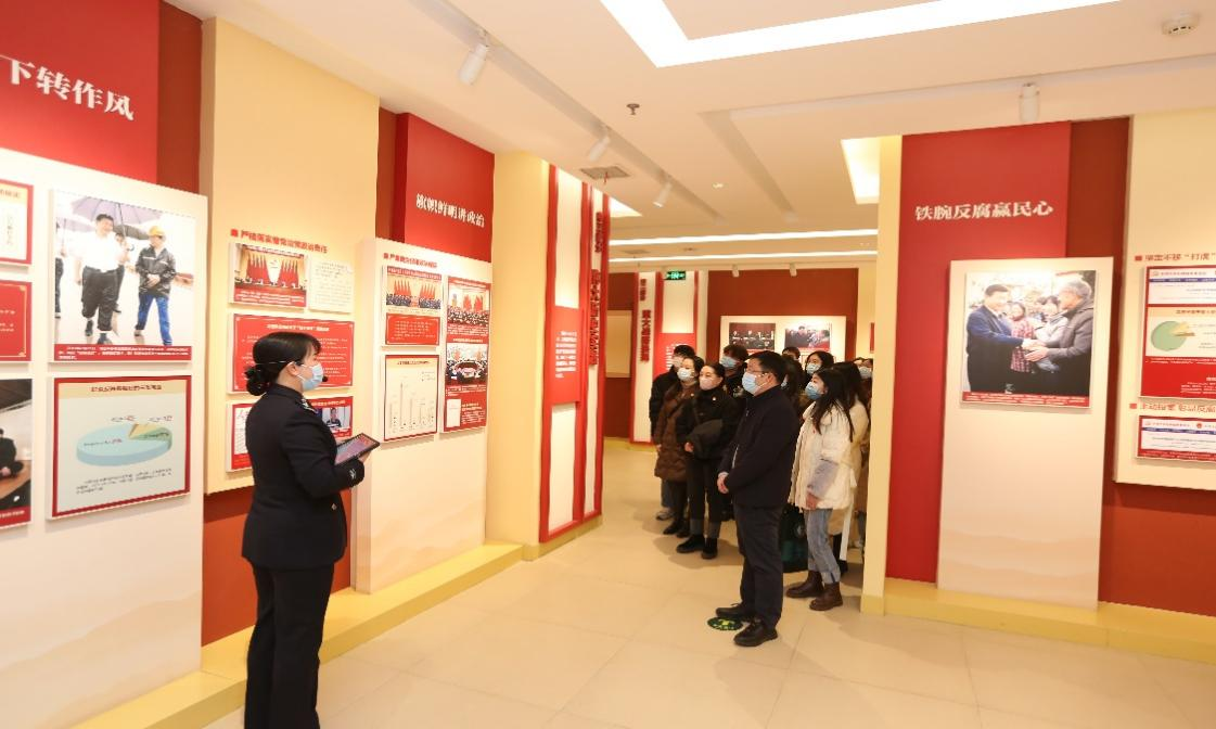 问鼎娱乐