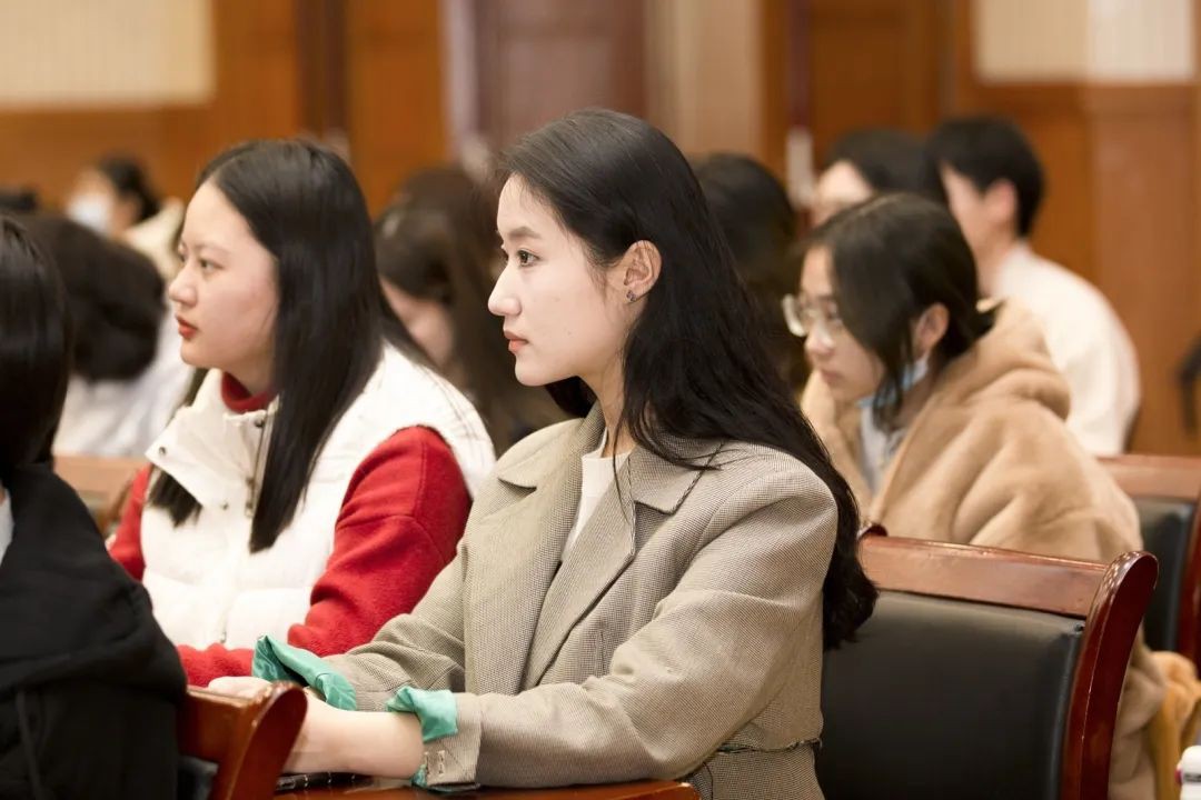 问鼎娱乐