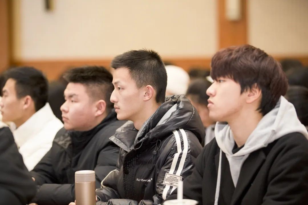 问鼎娱乐