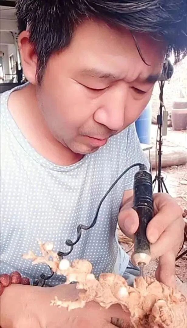 问鼎娱乐