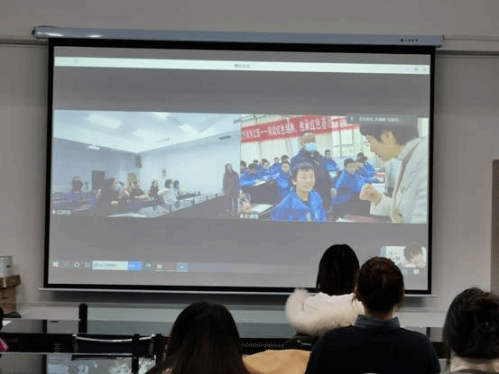 问鼎娱乐