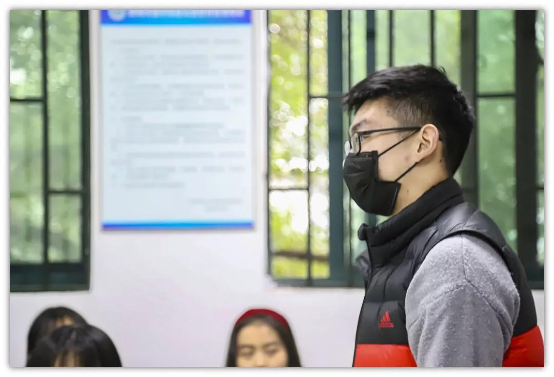 问鼎娱乐